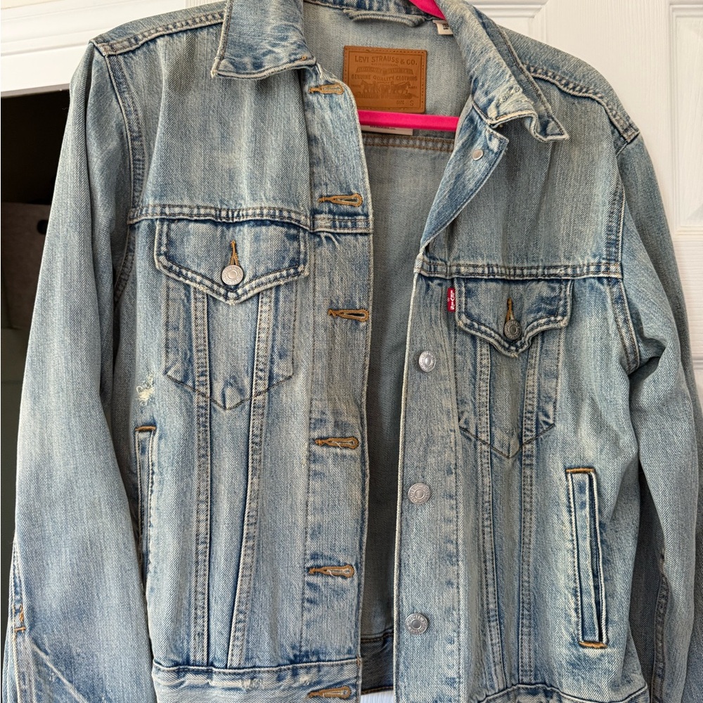 Levi's denim trucker jacket